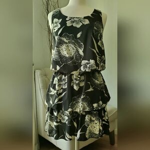 Forever 21 Sleveless Floral Dress